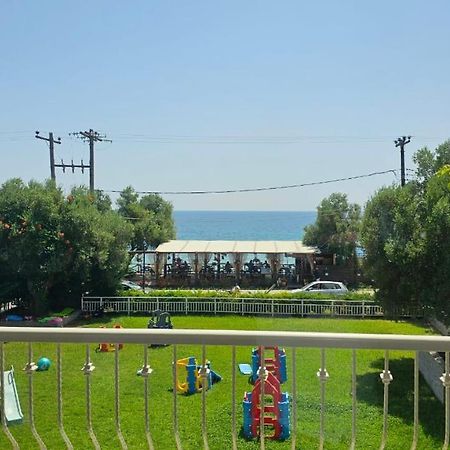 Crown Hotel Νέα Σκιώνη Εξωτερικό φωτογραφία